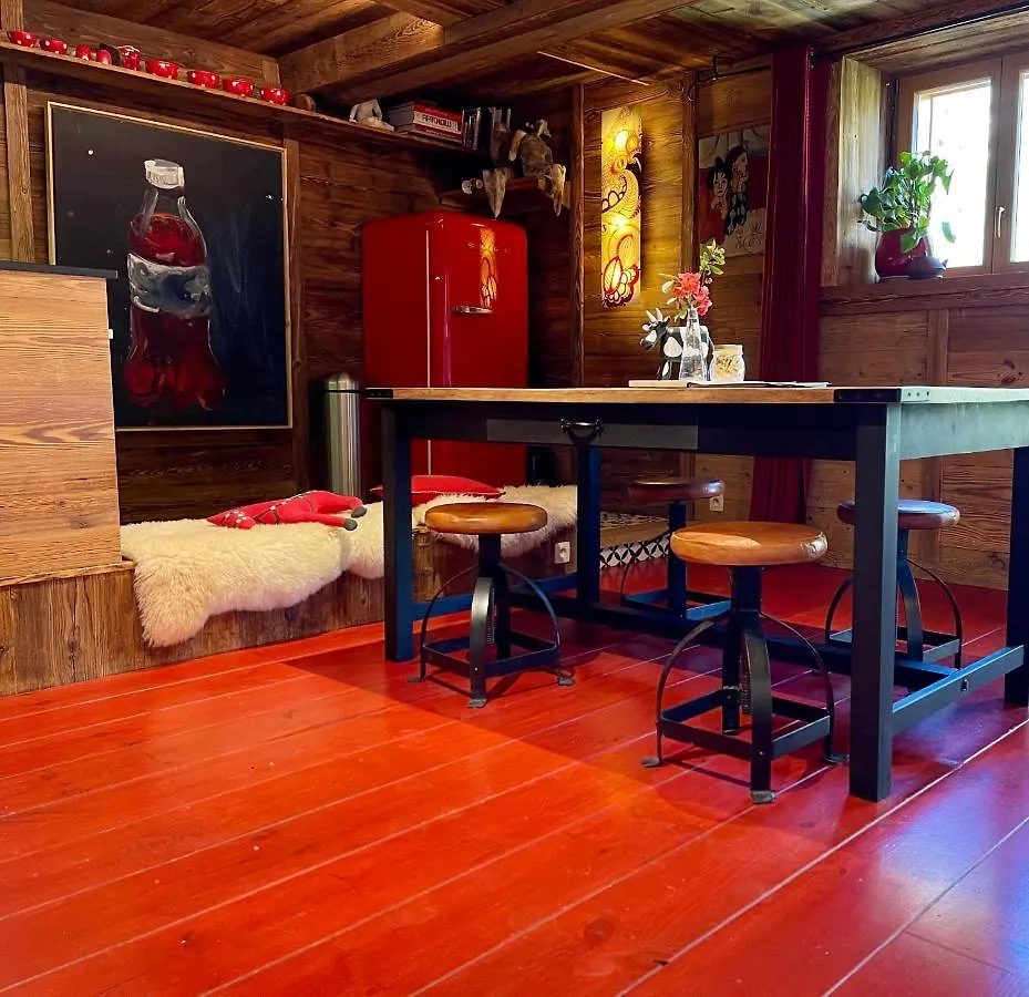 Chalet A Megeve-Vauvray - Grands Appartements , Vue Mont Blanc Demi-Quartier